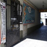 Reklamowy chaos szpeci centrum Kielc (18 sierpnia 2015 r.) / Piotr Michalski / Radio Kielce