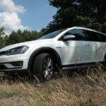 31.08.2015. Volkswagen Golf Alltrack / Robert Felczak / Radio Kielce
