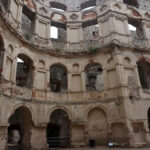 25.8.2015 Ujazd. Zamek Krzyżtopór na szlaku Green Velo w województwie świętokrzyskim. / Krzysztof Żołądek / Radio Kielce