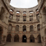 25.8.2015 Ujazd. Zamek Krzyżtopór na szlaku Green Velo w województwie świętokrzyskim. / Krzysztof Żołądek / Radio Kielce