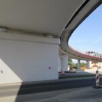 27.08.2015. Próba obciążeniowa estakady nad skrzyżowaniem ulic Grunwaldzkiej i Piekoszowskiej w Kielcach / Robert Felczak / Radio Kielce