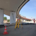 27.08.2015. Próba obciążeniowa estakady nad skrzyżowaniem ulic Grunwaldzkiej i Piekoszowskiej w Kielcach / Robert Felczak / Radio Kielce