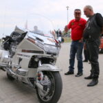 21.08.2015. Początek 9. Świętokrzyskiego Zlotu Motocykli SHL i Pojazdów Zabytkowych / Kamil Król / Radio Kielce