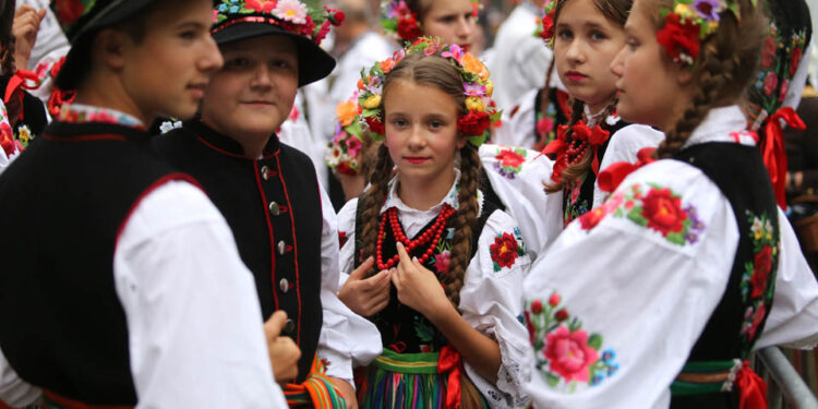 51. festiwal miłośników kultury ludowej Europeada w Kielcach - oficjalnie otwarty. / Wojciech Habdas / Radio Kielce