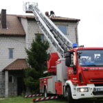 11.08.2015. Zerwany dach budynku przy ulicy Malików / Kamil Król / Radio Kielce