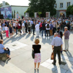 26.8.2015 Kielce. Beata Szydło spotkała się z mieszkańcami na pl. Artystów. / Wojciech Habdas / Radio Kielce