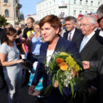 26.8.2015 Kielce. Beata Szydło spotkała się z mieszkańcami na pl. Artystów. / Wojciech Habdas / Radio Kielce