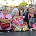 26.8.2015 Kielce. Beata Szydło spotkała się z mieszkańcami na pl. Artystów. / Wojciech Habdas / Radio Kielce