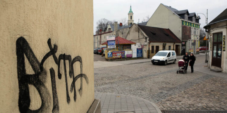 27.2.2015 Kielce. Graffiti / Wojciech Habdas / Radio Kielce
