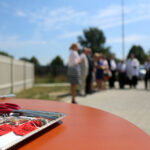 3.8.2015 Kielce. Przekazanie kluczy nowym lokatorom, do mieszkań socjalnych przy ul. Hutniczej / Wojciech Habdas / Radio Kielce