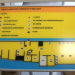 Ułatwienia dla niewidomych w miejskiej bibliotece (10 września 2015 r.) / Piotr Michalski / Radio Kielce