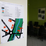 Ułatwienia dla niewidomych w miejskiej bibliotece (10 września 2015 r.) / Piotr Michalski / Radio Kielce