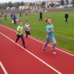 20.09.2015 Busko. 400 zawodników wzięło udział w rozegranym w Busku Zdroju XIV Międzynarodowym Biegu Zdrojowym / Maciej Makuła / Radio Kielce