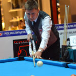 W 6 kolejce bilardowej ekstraklasy Nosan Kielce pokonał Metal Fach Sokółkę  14:7. Mecz rozgrywano w Galerii Handlowej Echo. / Radio Kielce