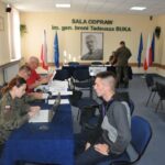 01.09.2015. Kolejnych 150 elewów przejdzie w Centrum Przygotowań do Misji Zagranicznych na kieleckiej Bukówce 4-miesięczny wojskowy kurs / st. chor. Rafał Kurowski