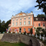 11.9.2015 Kurozwęki. III Dni konopi - Pałac w Kurozwękach / Iwona Murawska / Radio Kielce