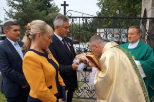 13.9.2015 Obrazów. Europejskie Święto Jabłka / Krzysztof Żołądek / Radio Kielce