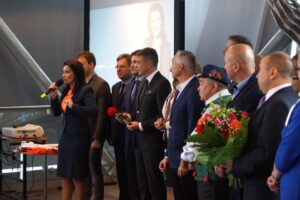 26.9.2105 Kielce. Liderka świętokrzyskiej Platformy Obywatelskiej Marzena Okła-Drewnowicz zainaugurowała w sobotę kampanię wyborczą. / Bartłomiej Zapała / Radio Kielce