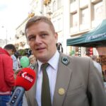 20.09.2015 Kielce. Sienkiewicza. Grzybobranie na deptaku wraz z Lasami Państwowymi / Stanisław Blinstrub / Radio Kielce