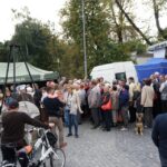 20.09.2015 Kielce. Sienkiewicza. Grzybobranie na deptaku wraz z Lasami Państwowymi / Stanisław Blinstrub / Radio Kielce