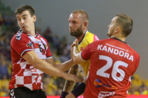 15.09.2015. 5. kolejka PGNiG Superligi piłkarzy ręcznych Vive Tauron Kielce - Chrobry Głogów / Kamil Król / Radio Kielce