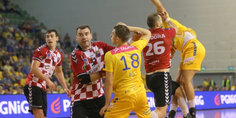 15.09.2015. 5. kolejka PGNiG Superligi piłkarzy ręcznych Vive Tauron Kielce - Chrobry Głogów / Kamil Król / Radio Kielce