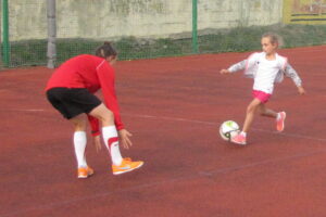 04.09.2015. Trening piłkarek nożnych stowarzyszenia Funny Football / Kamil Król / Radio Kielce