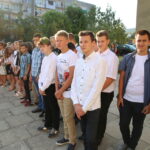 01.09.2015. Rozpoczęcie roku szkolnego w Zespole Szkół Ogólnokształcących nr 16 im.  Janusza Kusocińskiego w Kielcach / Kamil Król / Radio Kielce