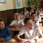 01.09.2015. Rozpoczęcie roku szkolnego w Zespole Szkół Ogólnokształcących nr 16 im.  Janusza Kusocińskiego w Kielcach / Kamil Król / Radio Kielce