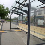 04.09.2015. Nowe przystanki autobusowe w Kielcach nie chronią przed deszczem / Kamil Król / Radio Kielce