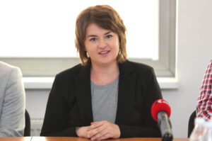 11.9.2015 Kielce. Konferencja prasowa partii Razem. n/z Paulina Borek / Wojciech Habdas / Radio Kielce