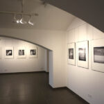 2.9.2015 Kielce. W środę 2 września o godz. 18:00 do Galerii BWA odbędą się wernisaże dwóch wystaw. Będzie można oglądać prace Aleksandry Urban z Wrocławia i Ryszarda Piotrowskiego "Dialog nad zdjęciem". / Wojciech Habdas / Radio Kielce