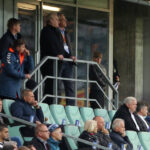 21.9.2015 Kielce. Mecz Korona Kielce - Górnik Łęczna. Andrzej Grajewski przyglądał się pojedynkowi z trybun / Wojciech Habdas / Radio Kielce