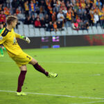 21.9.2015 Kielce. Mecz Korona Kielce - Górnik Łęczna / Wojciech Habdas / Radio Kielce