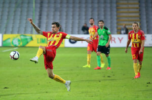 21.9.2015 Kielce. Mecz Korona Kielce - Górnik Łęczna / Wojciech Habdas / Radio Kielce