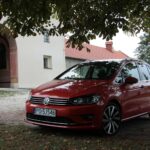 29.09.2015 VW Golf Sportsvan / Robert Felczak / Radio Kielce