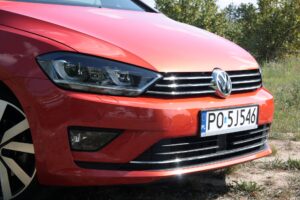 29.09.2015 VW Golf Sportsvan / Robert Felczak / Radio Kielce