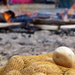 20.09.2015 Dębno. Pieczenie ziemniaków. / Krzysztof Żołądek / Radio Kielce