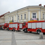 Sprzęt strażacki na kieleckim Rynku (21 października 2015 r.) / Piotr Michalski / Radio Kielce