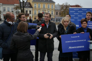 Konferencja Nowoczesnej na kieleckim Rynku (23 października 2015 r.) / Piotr Michalski / Radio Kielce