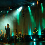 17.10.2015 Kielce. Andrzej Piaseczny - Akustik przy pełnej sali / Radio Kielce