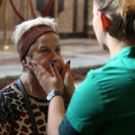 Uśmiech seniora w WDK (8 października 2015 r.) / Piotr Michalski / Radio Kielce