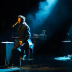 17.10.2015 Kielce. Andrzej Piaseczny - Akustik przy pełnej sali / Radio Kielce