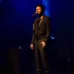 17.10.2015 Kielce. Andrzej Piaseczny - Akustik przy pełnej sali / Radio Kielce