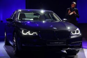 BMW serii 7 prezentacja w Kielcach / Robert Felczak / Radio Kielce