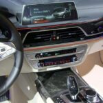 26.10.2015. BMW serii 7. Prezentacja w Kielcach / Robert Felczak / Radio Kielce