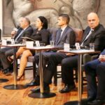 19.10.2015 Kielce. Galeria Winda. Debata - Kierunki promocji Polski z perspektywy województwa świętokrzyskiego / Wojciech Habdas / Radio Kielce