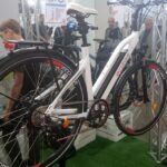 08.10.2015. Targi Bike Expo. Rower elektryczny / Marek Cender / Radio Kielce