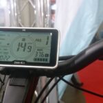 08.10.2015. Targi Bike Expo. Rower elektryczny / Marek Cender / Radio Kielce