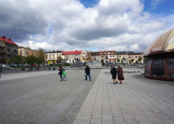 20.5.2015 Ostrowiec Świętokrzyski. Rynek / Teresa Czajkowska / Radio Kielce